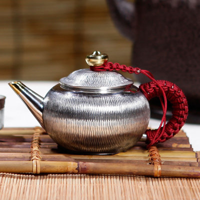 踞虎堂明銀工房錘目小銀壺 茶道精品之選